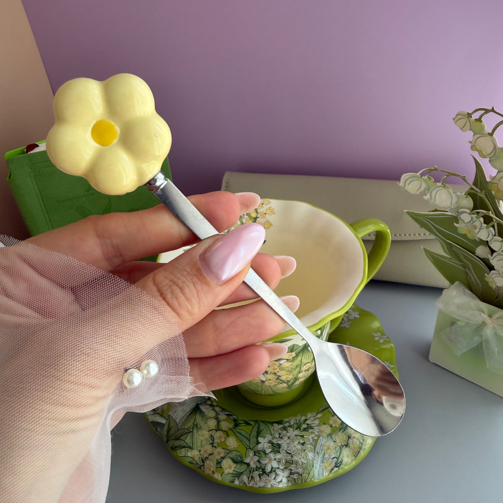 GREEN TEA GARDEN GIFT SET | LILY OF THE VALLEY STATIONERY BUNDLE | FLORAL TEA CUP GIFT SET