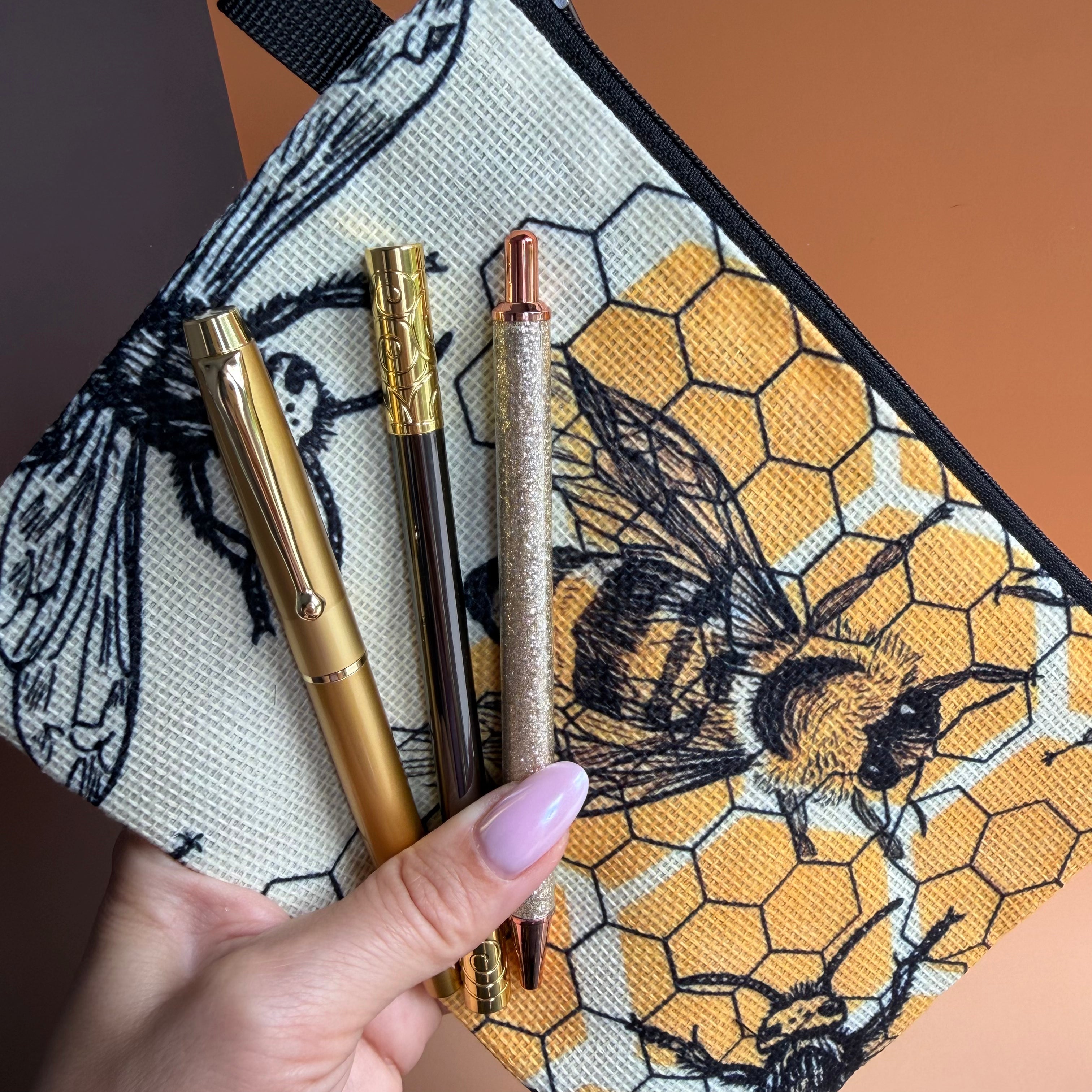 BEE QUEEN GIFT SET | HONEY NOIR STATIONERY BUNDLE | PREMIUM GIFT SET FOR HER