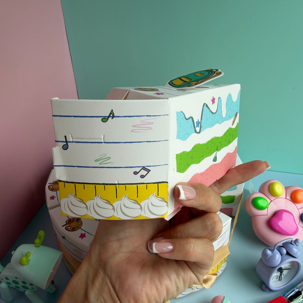 KIDS MYSTERY SURPRISE CAKE / BIRTHDAY & SCHOOL PARTY GIFT / THE SECRET SLICE