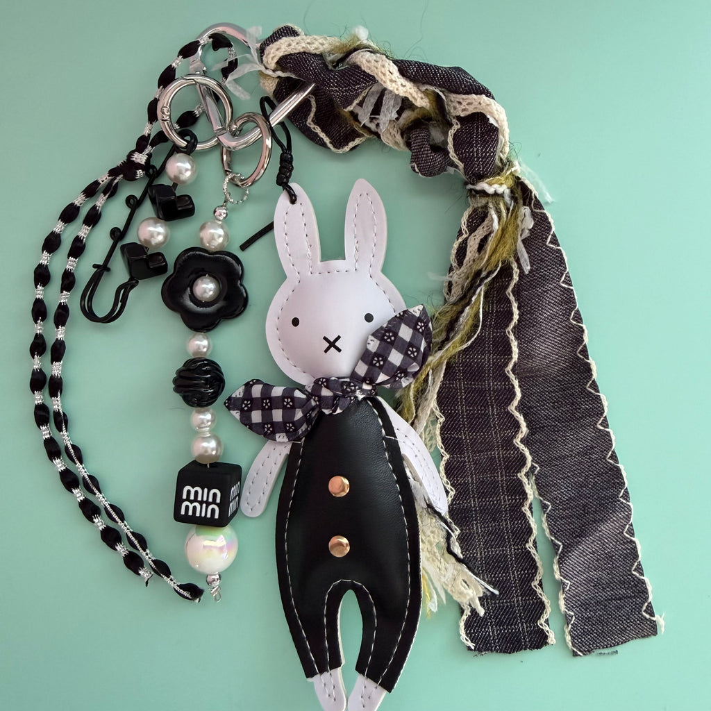 BLACK BUNNY BOW KEYCHAIN | BAG CHARM