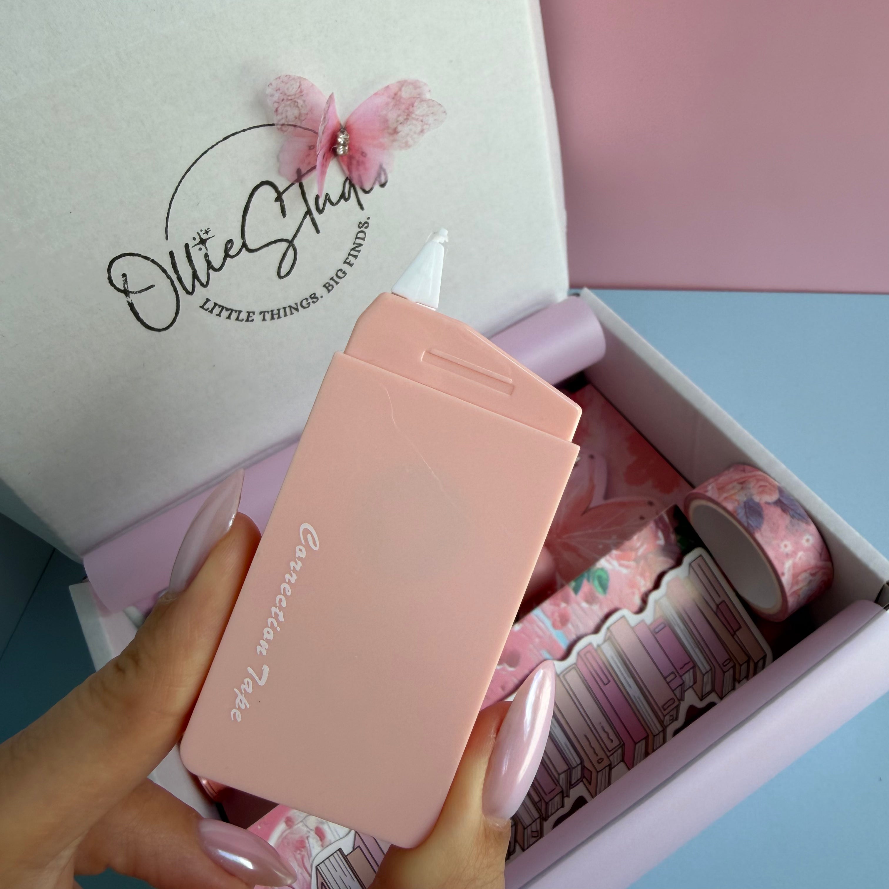 ESSENTIAL STATIONERY SET – PINK POWDER | STATIONERY GIFT SET FOR HER | DELICATE EVERYDAY DESK FAVORITES