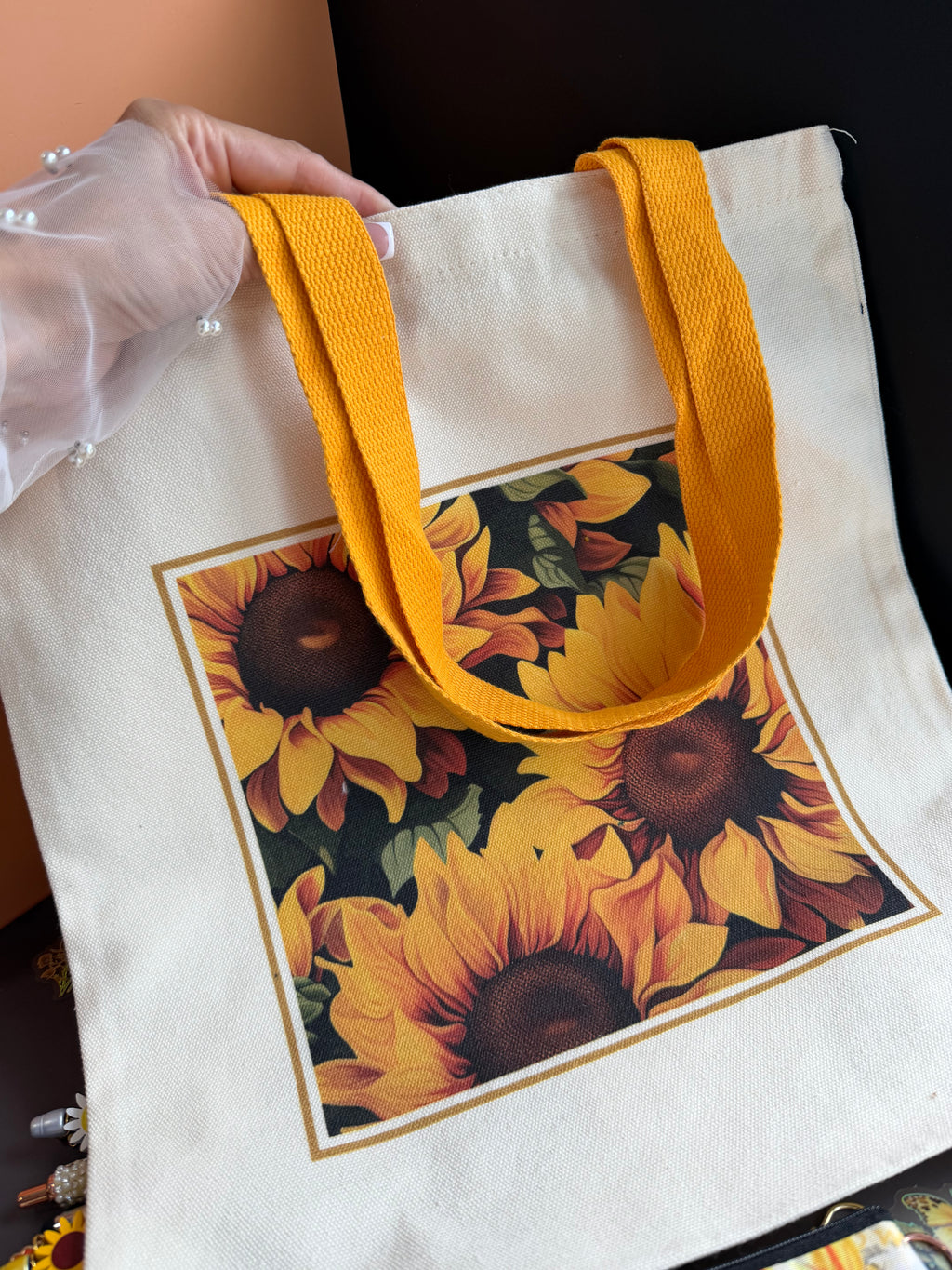 ENDLESS SUNFLOWER FIELDS STATIONERY GIFT SET / SUNFLOWER LOVER GIFT / YELLOW FLORAL JOURNAL & ACCESSORIES BUNDLE