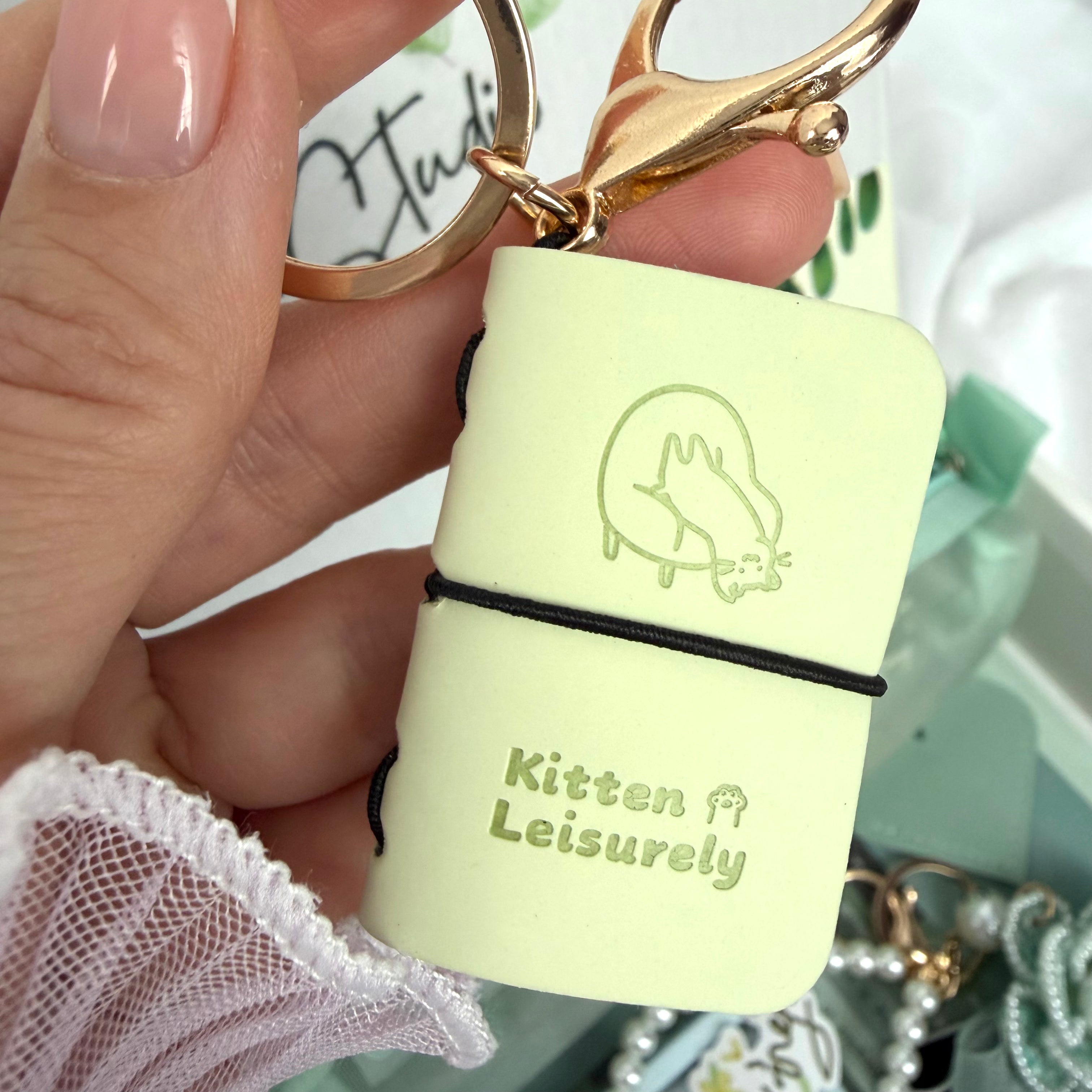 SIGNATURE STATIONARY SET - GREEN LUSH | STATIONERY GIFT SET FOR HER | AESTHETIC STATIONERY FOR JOURNALING & PLANNING