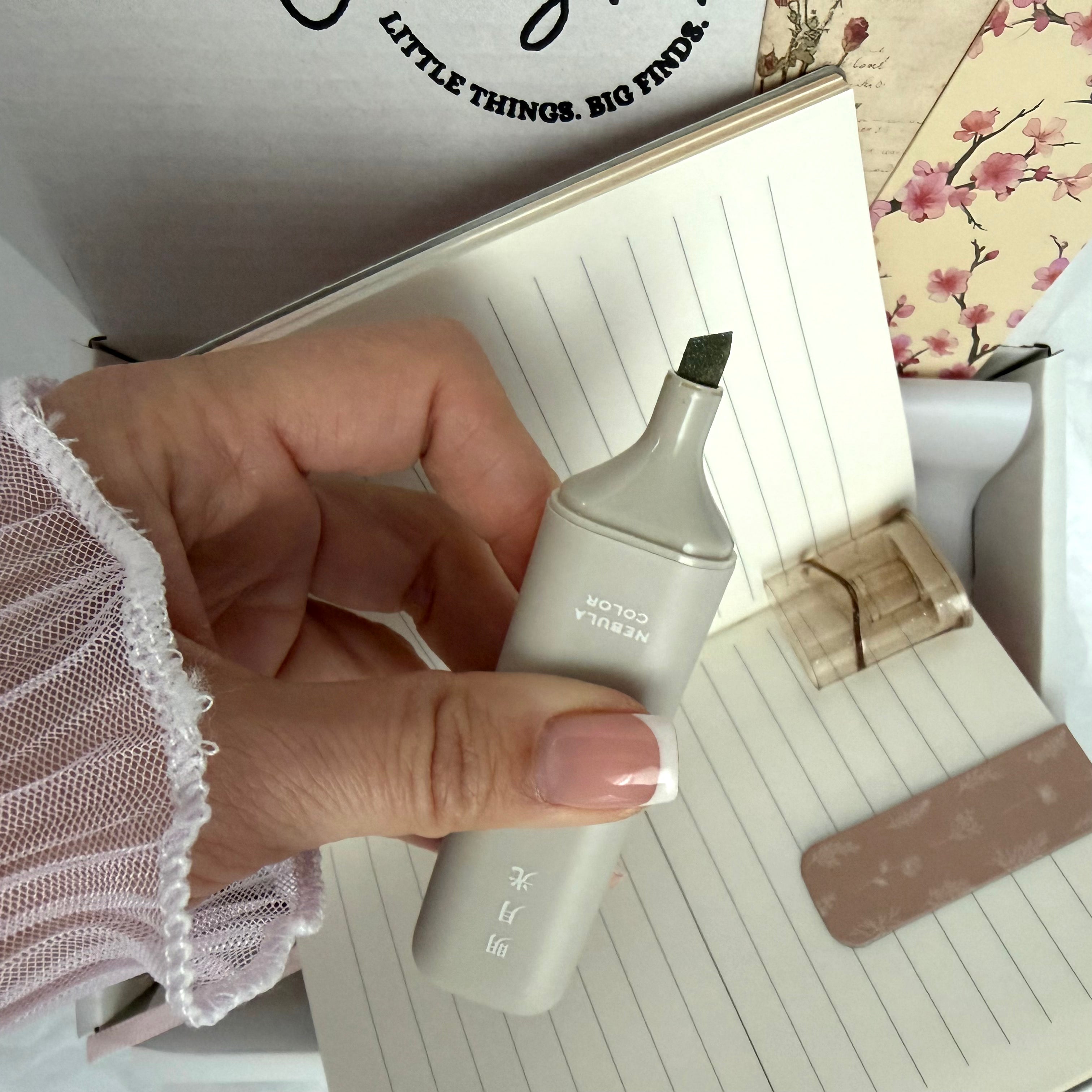 ESSENTIAL STATIONERY SET - SOFT LINEN | STATIONERY GIFT SET FOR HER | CALM NEUTRAL DESK ESSENTIALS