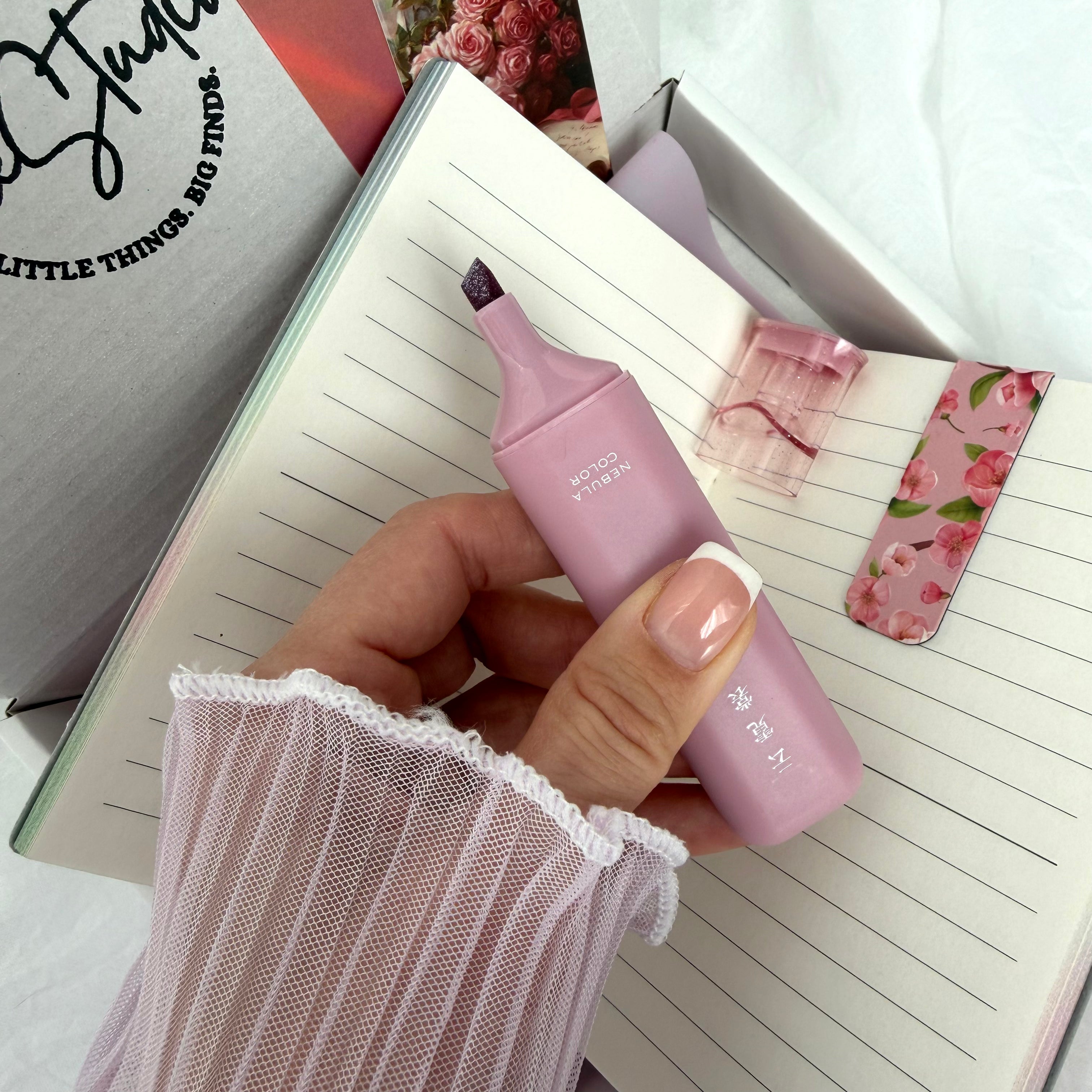 ESSENTIAL STATIONERY SET – PINK POWDER | STATIONERY GIFT SET FOR HER | DELICATE EVERYDAY DESK FAVORITES