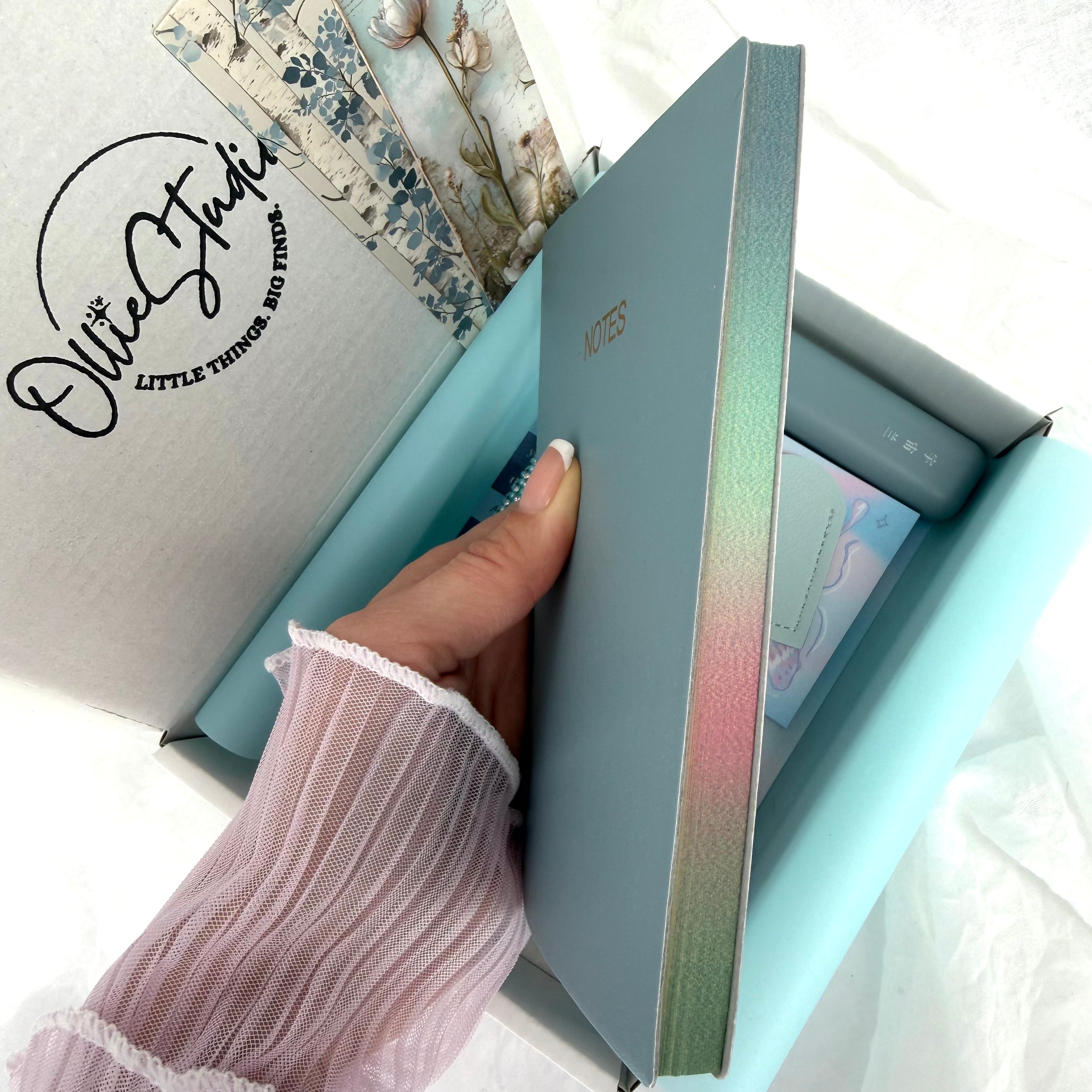 ESSENTIAL STATIONERY SET - BLUE HAZE | STATIONERY GIFT SET FOR HER | COOL & AIRY DESK ESSENTIALS