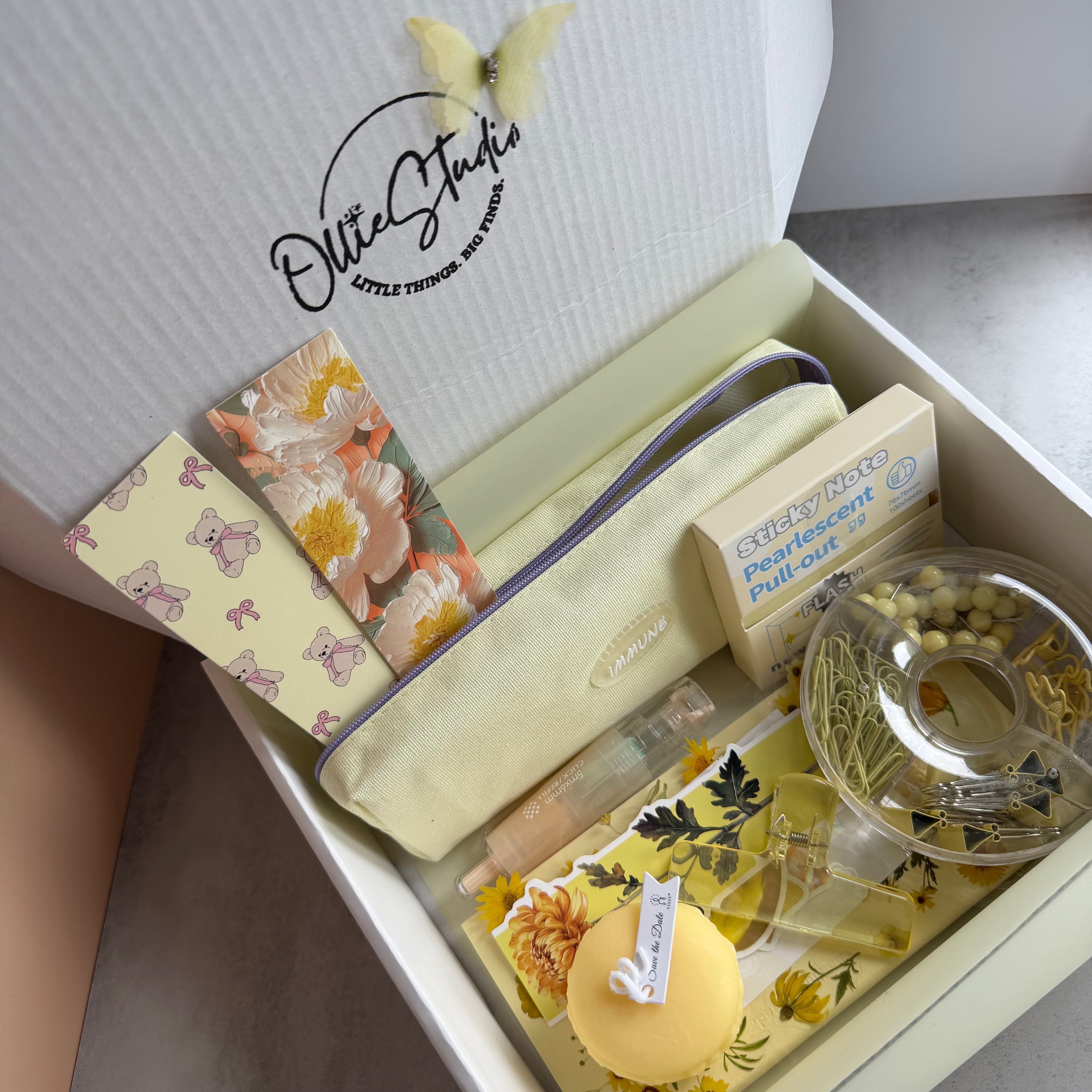 LEMON MACARON DREAM | STATIONERY BUNDLE | DESK ESSENTIALS