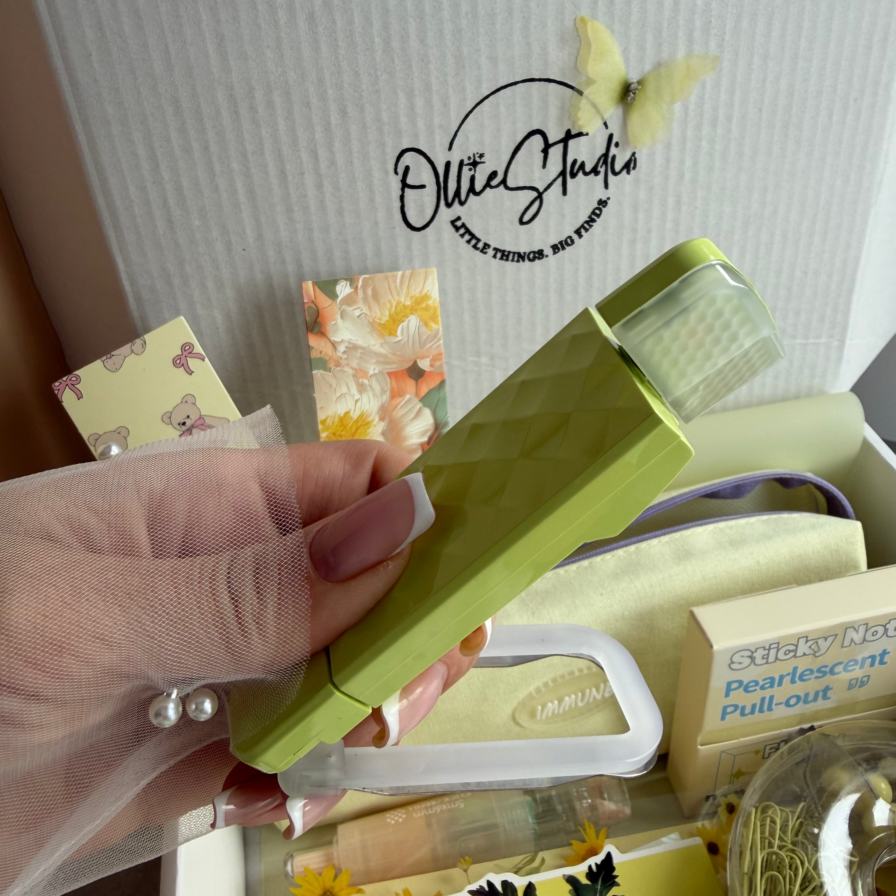 LEMON MACARON DREAM | STATIONERY BUNDLE | DESK ESSENTIALS