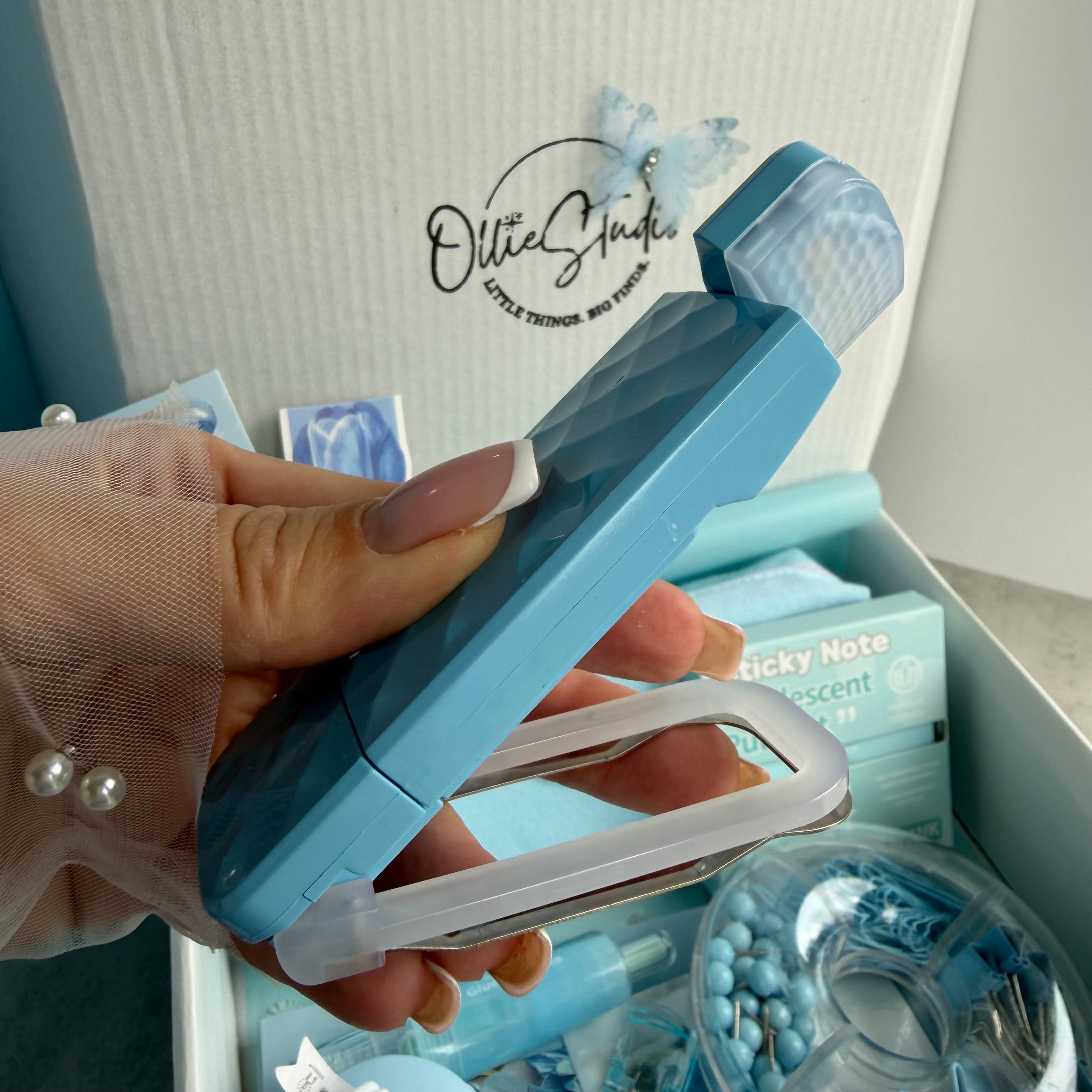 BLUE MACARON DREAM | STATIONERY BUNDLE | DESK ESSENTIALS