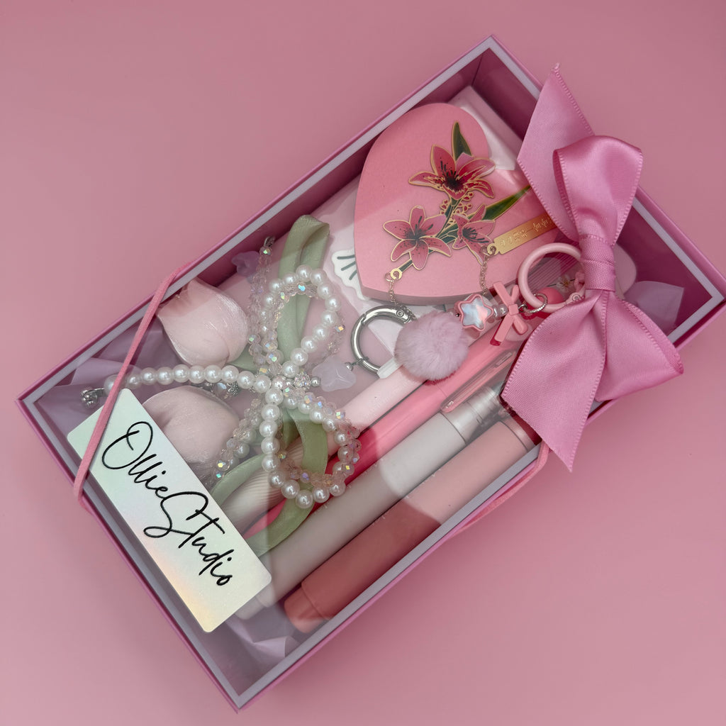 A LITTLE THANK YOU GIFT BUNDLE | BLUSH BLOOM STATIONERY & CHARM BOX