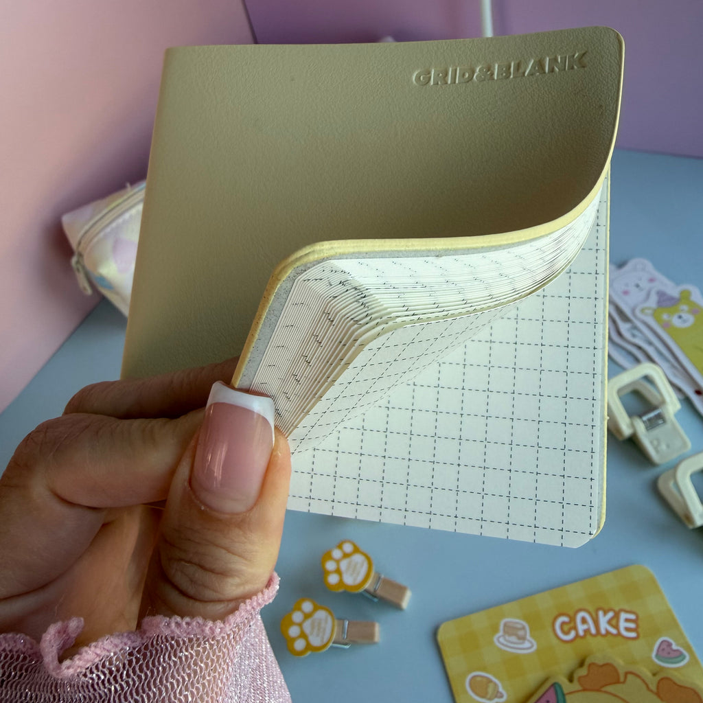 KAWAII KITTY & FRIENDS | YELLOW KID STATIONERY BUNDLE