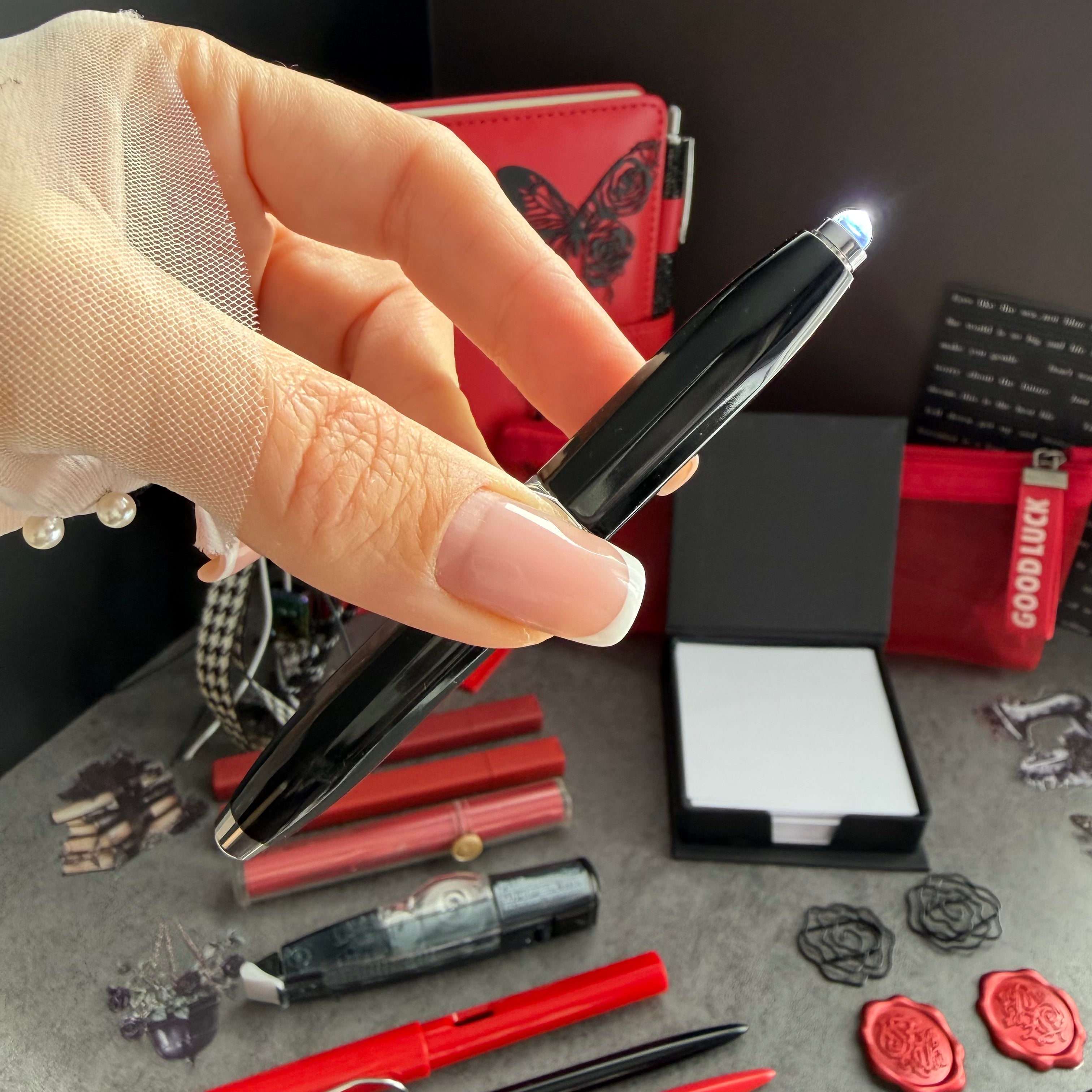 ROUGE TEMPTATION | RED & BLACK STATIONERY BUNDLE | GOTHIC ROMANCE DESK SET
