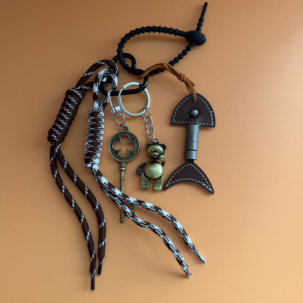 VINTAGE FISH KEYCHAIN | BAG CHARM